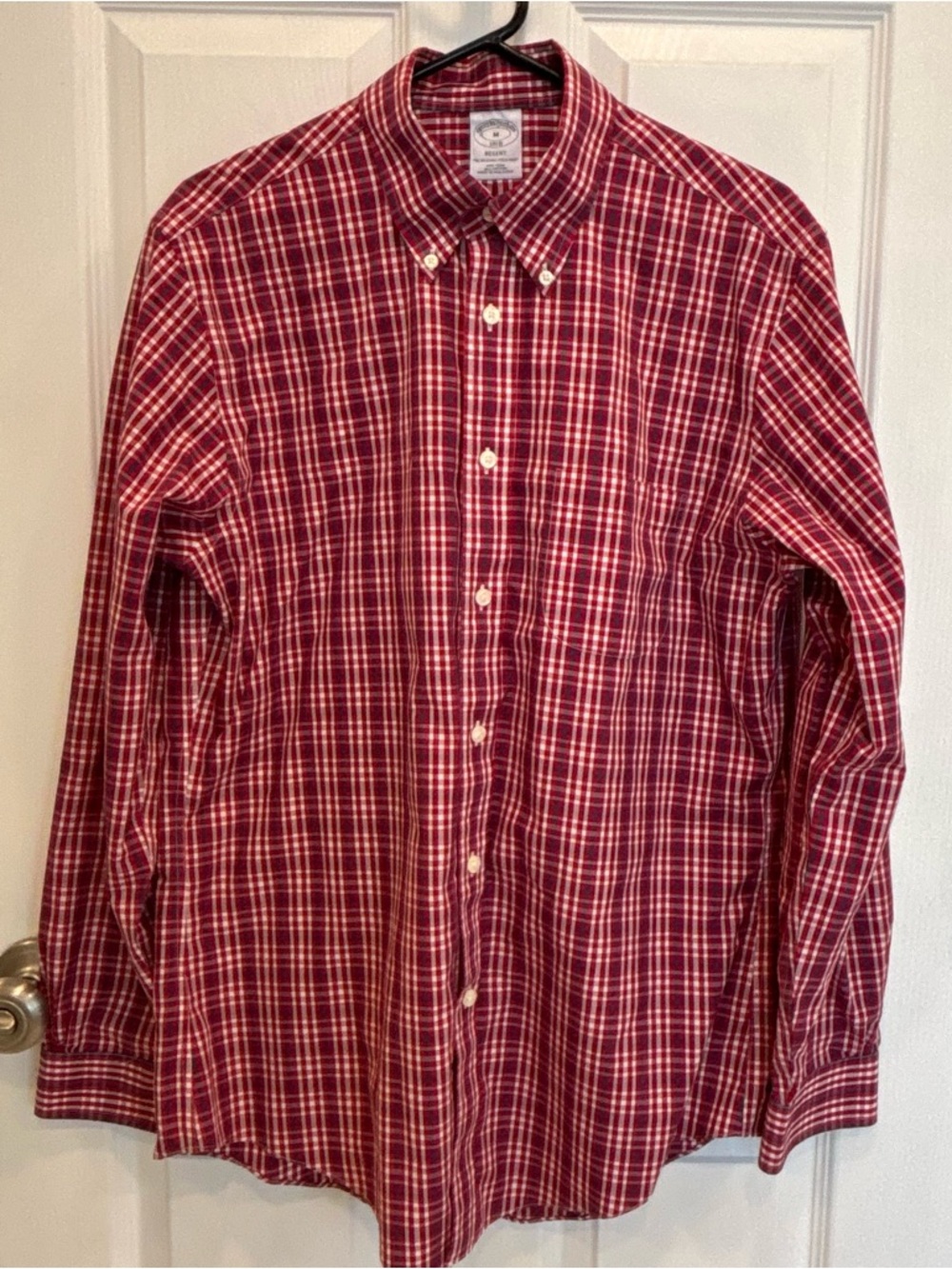 Brooks Brothers 1818 Regent Shirt Medium Button Up Non-Iron Red Plaid Cotton